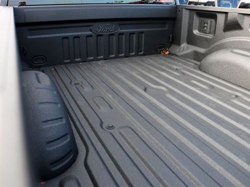 New 2026 Ford F250 Lariat w/ Black Appearance Package image 14