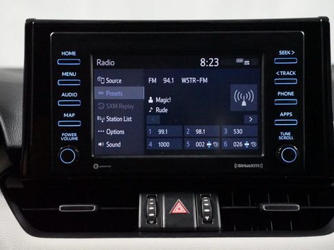Certified 2022 Toyota RAV4 XLE Premium AWD/4WD image 17