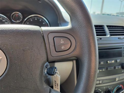 Used 2005 Chevrolet Cobalt Sedan image 6