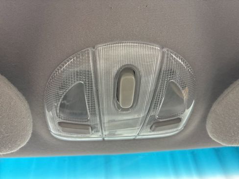 Used 2003 Ford Taurus SES image 20