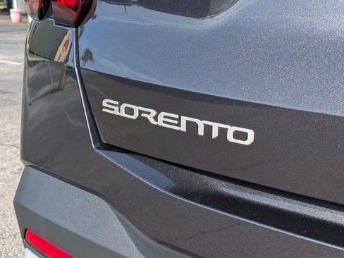 New 2026 Kia Sorento LX FWD image 13