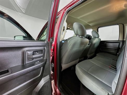 Used 2018 RAM 1500 Tradesman w/ Popular Equipment Group image 17