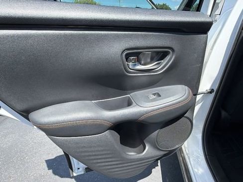 Used 2024 Honda HR-V Sport image 15