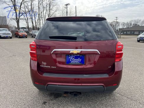 Used 2017 Chevrolet Equinox LT w/ Convenience Package AWD/4WD image 9