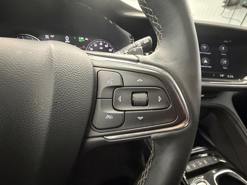 Used 2023 Buick Envision Essence w/ Sport Touring Package AWD/4WD image 18