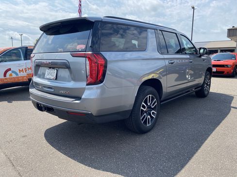 Used 2023 GMC Yukon XL AT4 w/ AT4 Premium Package AWD/4WD image 2