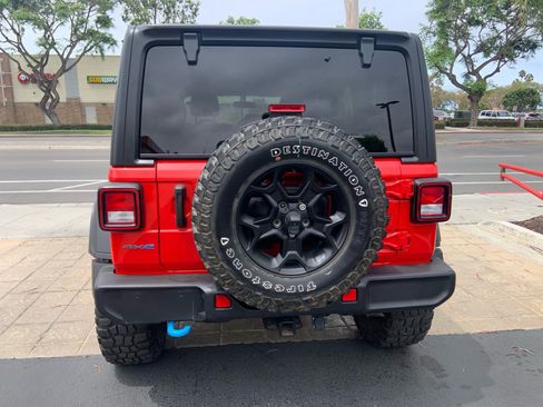 Used 2023 Jeep Wrangler Unlimited AWD/4WD image 5