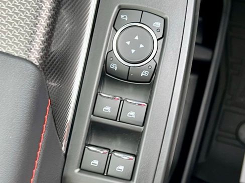 Used 2025 Ford F150 Raptor image 28