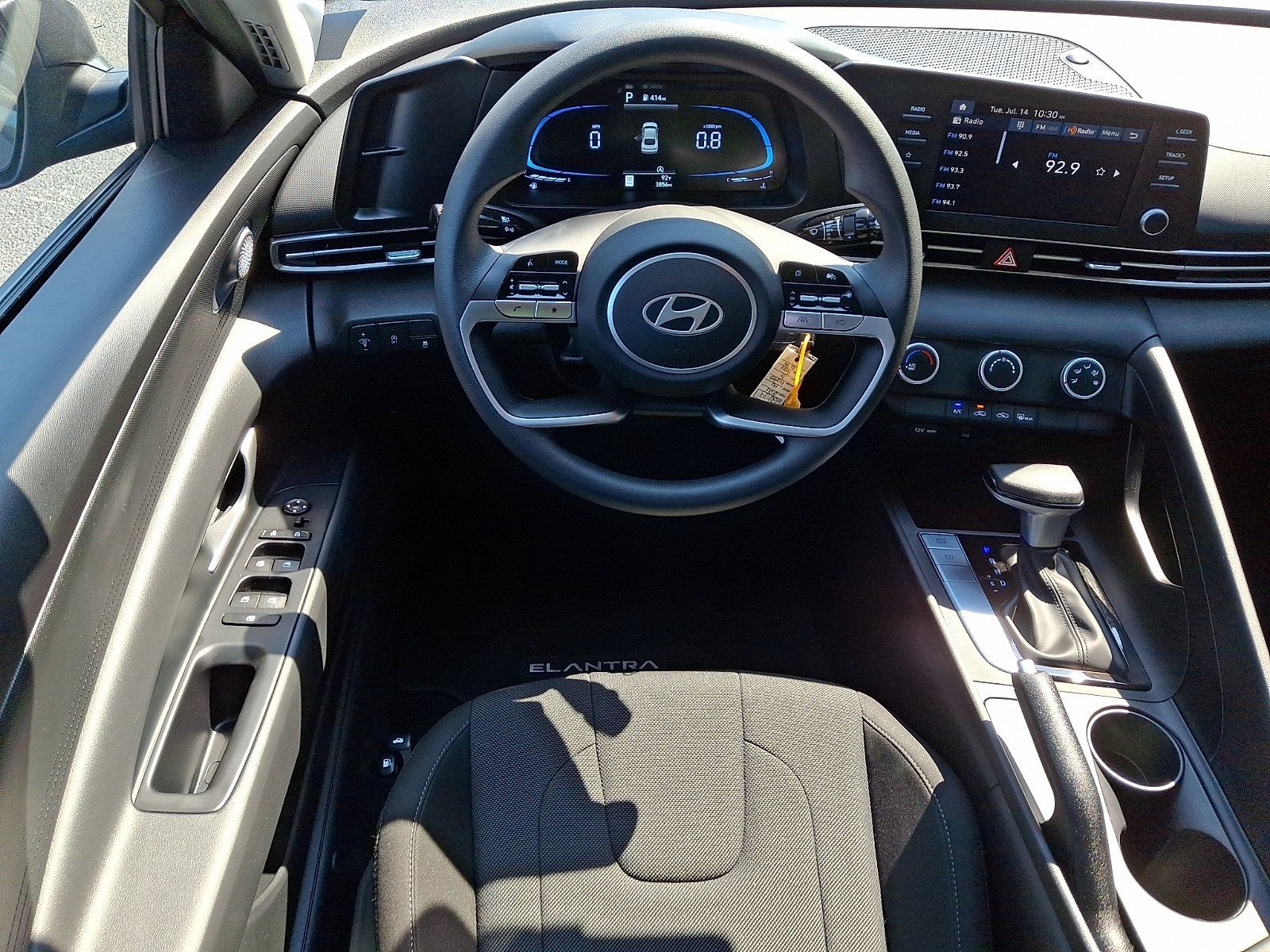 Certified 2026 Hyundai Elantra SE FWD image 11