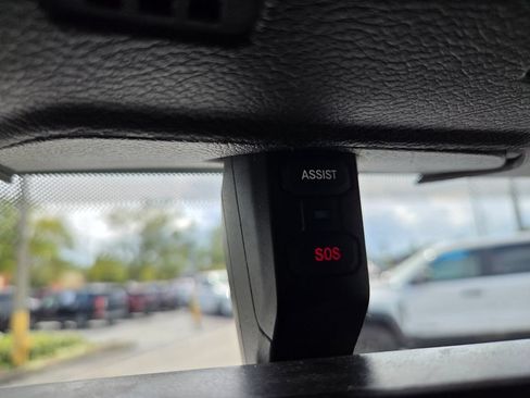 Used 2018 Jeep Wrangler Unlimited Rubicon AWD/4WD image 35