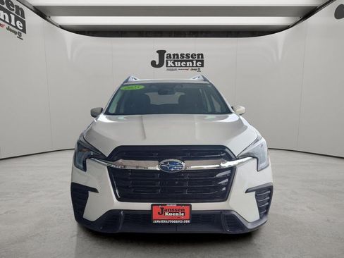 Used 2025 Subaru Ascent Premium AWD/4WD image 4
