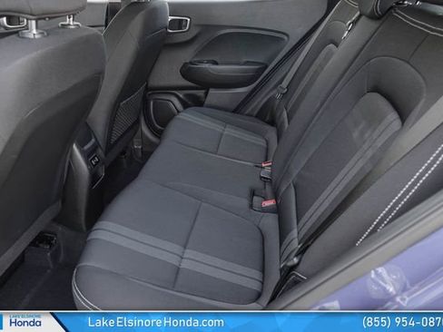 Used 2025 Hyundai Venue SEL FWD image 27