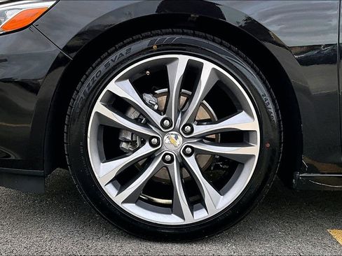 Used 2024 Chevrolet Malibu LT image 9