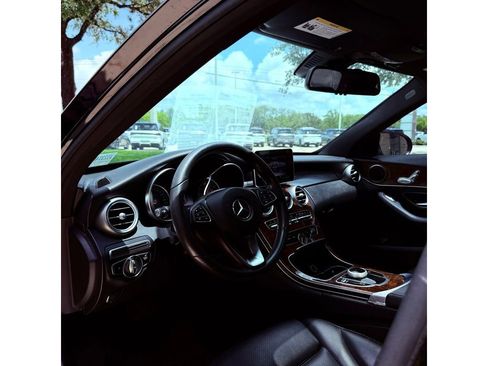 Used 2018 Mercedes-Benz C 300 Sedan image 26