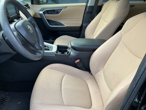 Used 2019 Toyota RAV4 LE w/ Phone Cable & Charge Package image 9