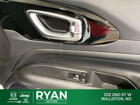 New 2026 Jeep Compass Limited AWD/4WD image 38