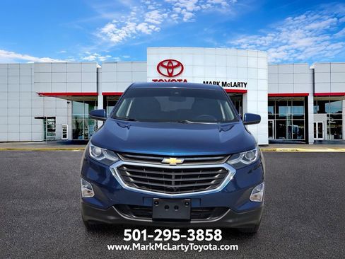 Used 2020 Chevrolet Equinox LT w/ Driver Convenience Package FWD image 8