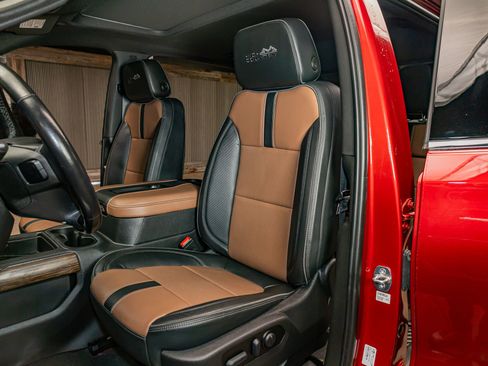 Used 2022 Chevrolet Silverado 1500 High Country image 19