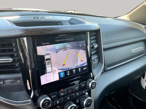 Used 2019 RAM 1500 Laramie AWD/4WD image 26