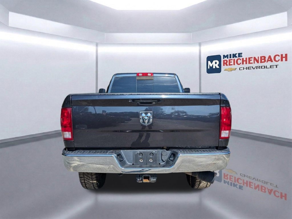 Used 2018 RAM 3500 SLT AWD/4WD image 5