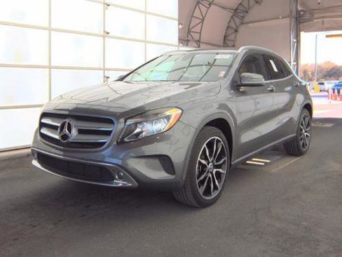 Used 2017 Mercedes-Benz GLA 250 w/ Premium Package image 1