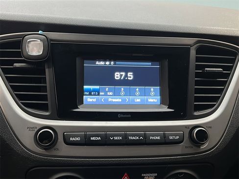 Used 2019 Hyundai Accent SE image 18