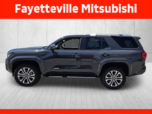Used 2025 Toyota 4Runner Limited AWD/4WD image 4