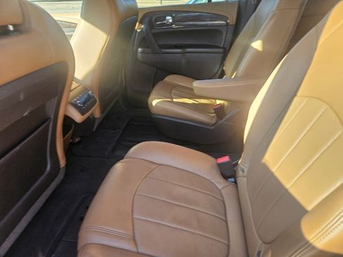 Used 2013 Buick Enclave Premium image 10