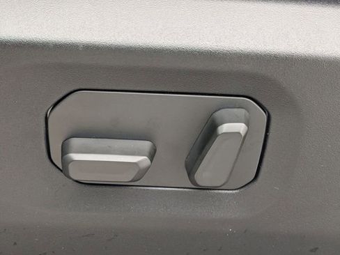 New 2026 Jeep Gladiator Sport AWD/4WD image 19