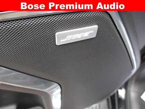 Used 2025 GMC Sierra 1500 SLT w/ SLT Premium Plus Package image 19