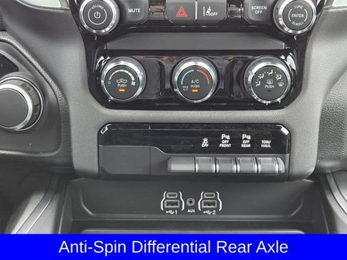 New 2026 RAM 1500 Express AWD/4WD image 15
