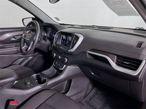 Used 2023 GMC Terrain SLE w/ Driver Convenience Package image 37