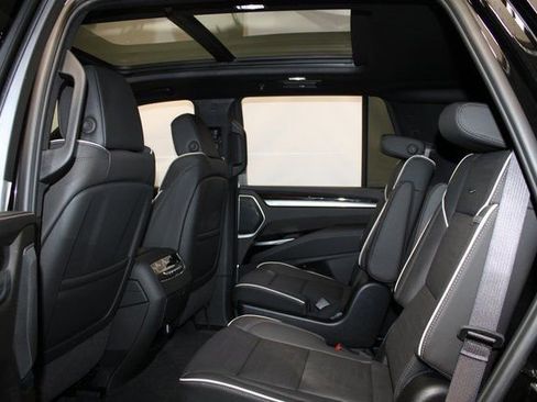 New 2026 Cadillac Escalade Luxury w/ Touring Package AWD/4WD image 8