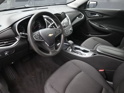 Used 2023 Chevrolet Malibu LT FWD image 18