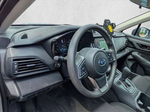 Used 2024 Subaru Outback AWD/4WD image 9