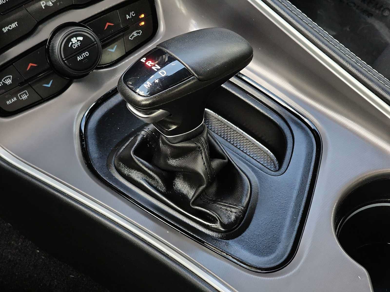 Used 2022 Dodge Challenger GT w/ Driver Convenience Group RWD image 15