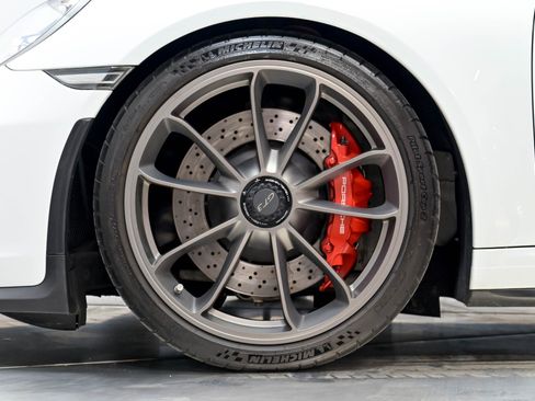 Used 2018 Porsche 911 GT3 RWD image 39