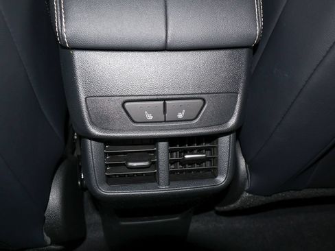 New 2027 GMC Terrain Elevation w/ Elevation Premium Package AWD/4WD image 11