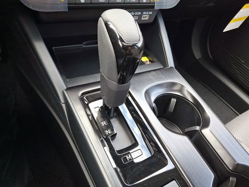 New 2026 Subaru Outback Limited image 8