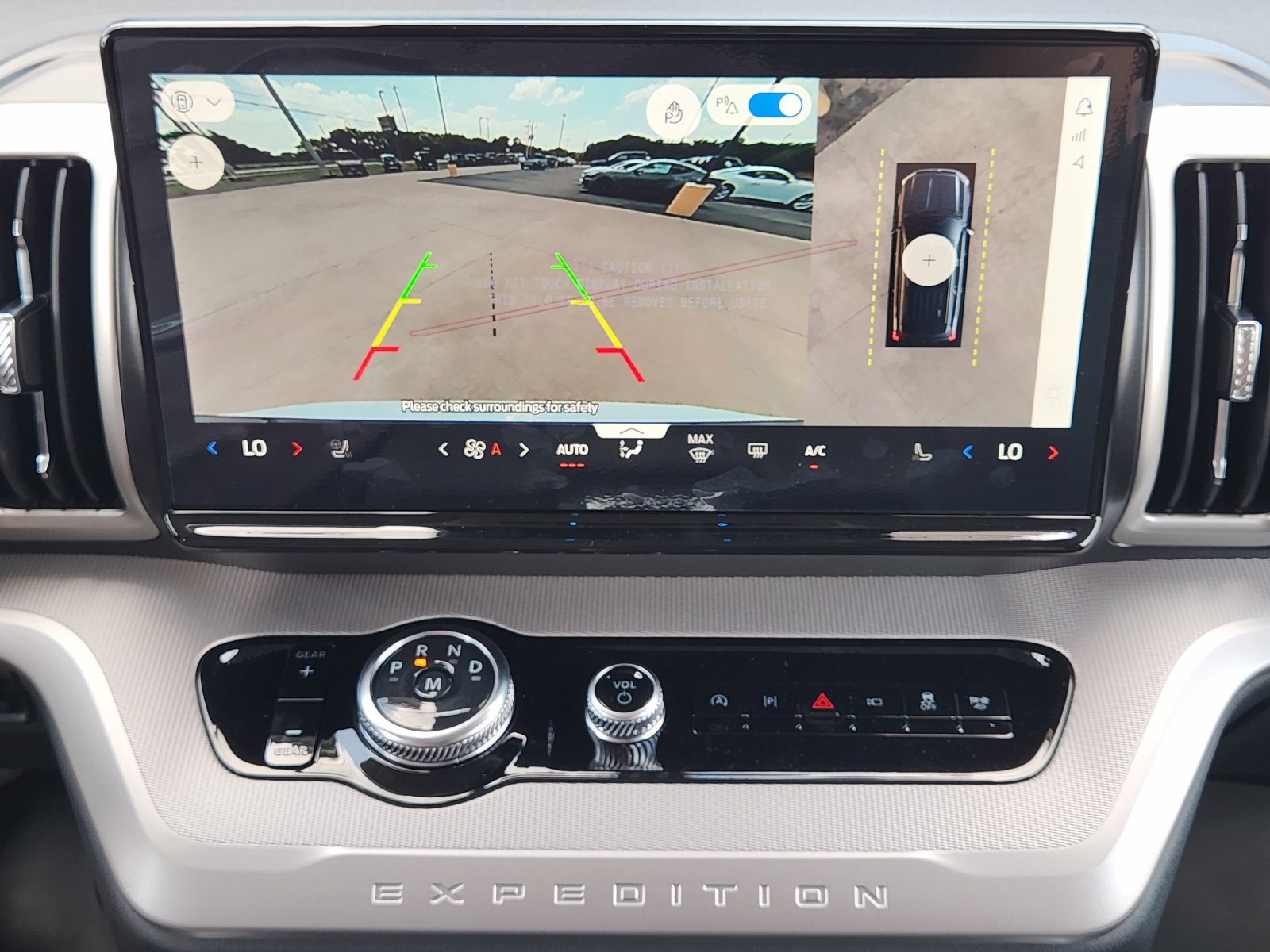 New 2026 Ford Expedition Active RWD image 17