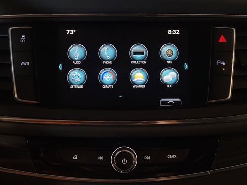 Used 2019 Buick Enclave Essence AWD/4WD image 25