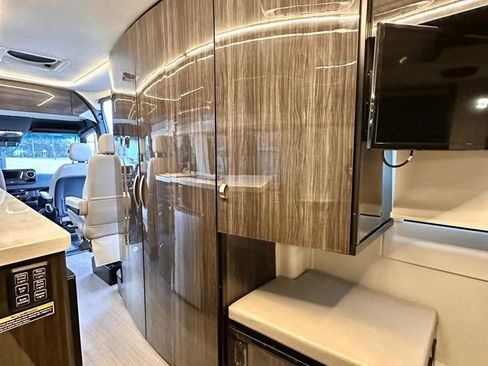 Used 2020 Mercedes-Benz Sprinter 3500 image 48