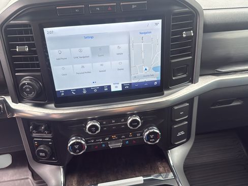 Certified 2021 Ford F150 Lariat w/ Tow Technology Package AWD/4WD image 24