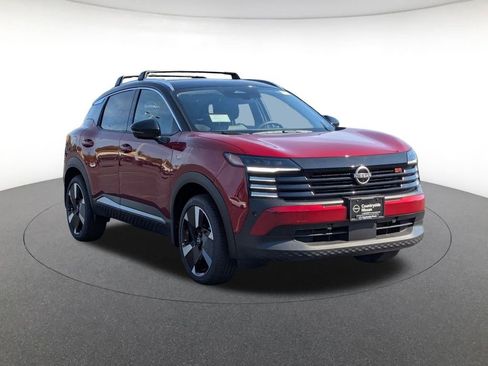 New 2026 Nissan Kicks SR w/ Cold Weather Package image 3