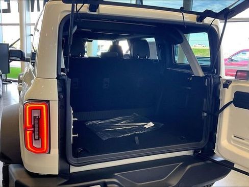 New 2026 Ford Bronco Outer Banks AWD/4WD image 12