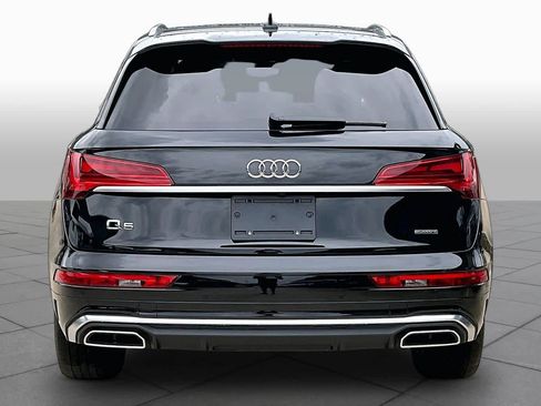 Used 2022 Audi Q5 e Premium Plus AWD/4WD image 5