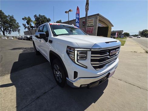 Used 2025 GMC Sierra 1500 SLT RWD image 3