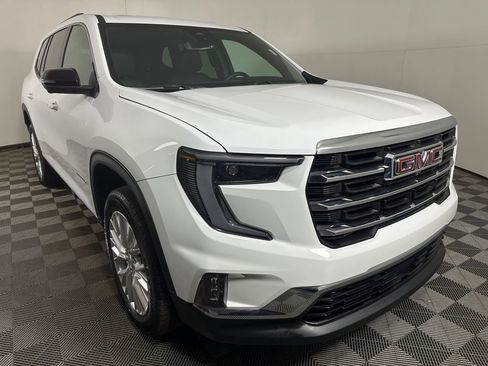 Used 2024 GMC Acadia Elevation w/ Luxury Package image 7