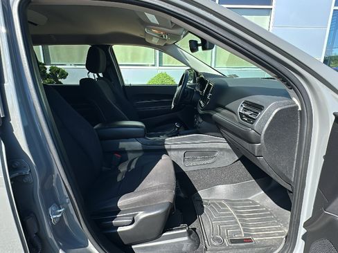 Used 2021 Dodge Durango SXT w/ 3rd Row Seating Group AWD/4WD image 23