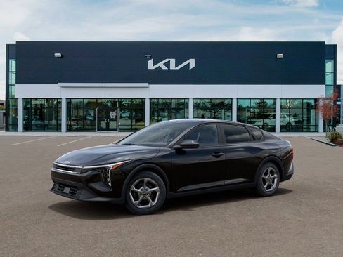New 2026 Kia K4 FWD image 3